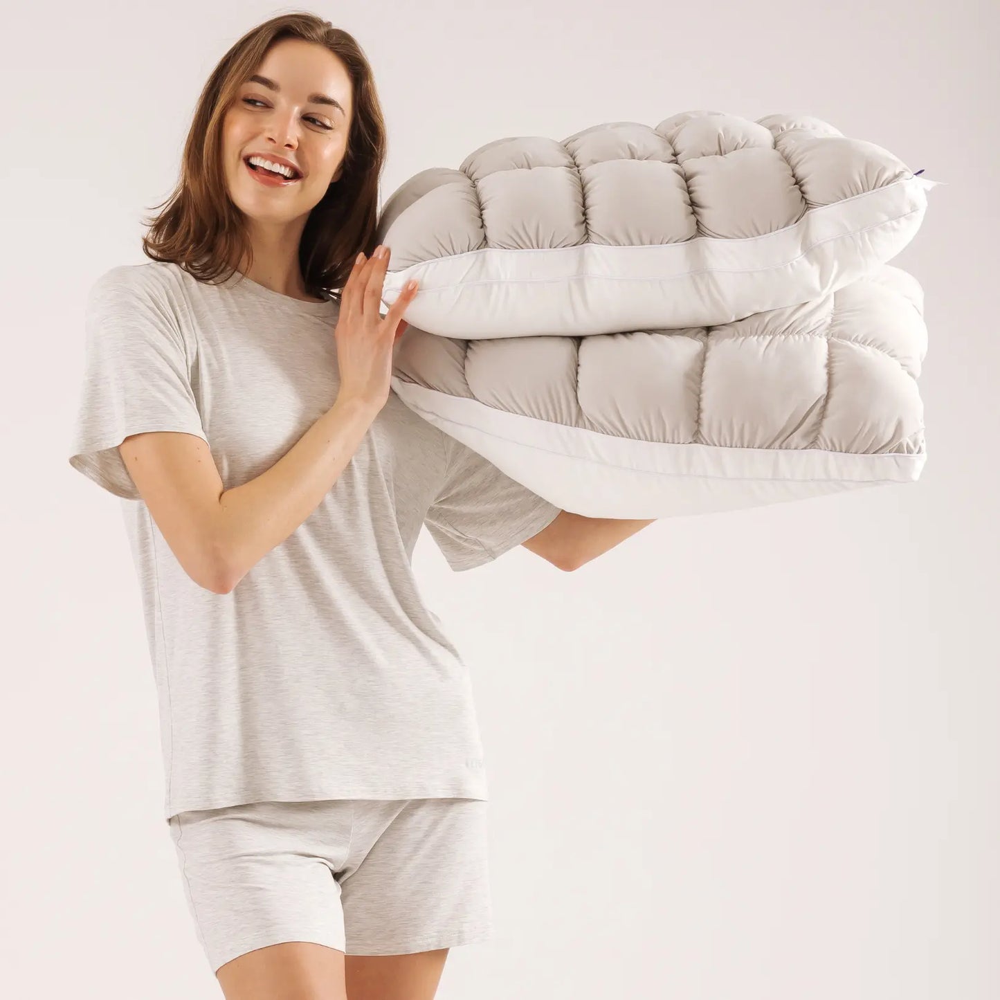 Bamafrontierman™ Ice-Silk Soft Quilted Puff Grid Design Pillow