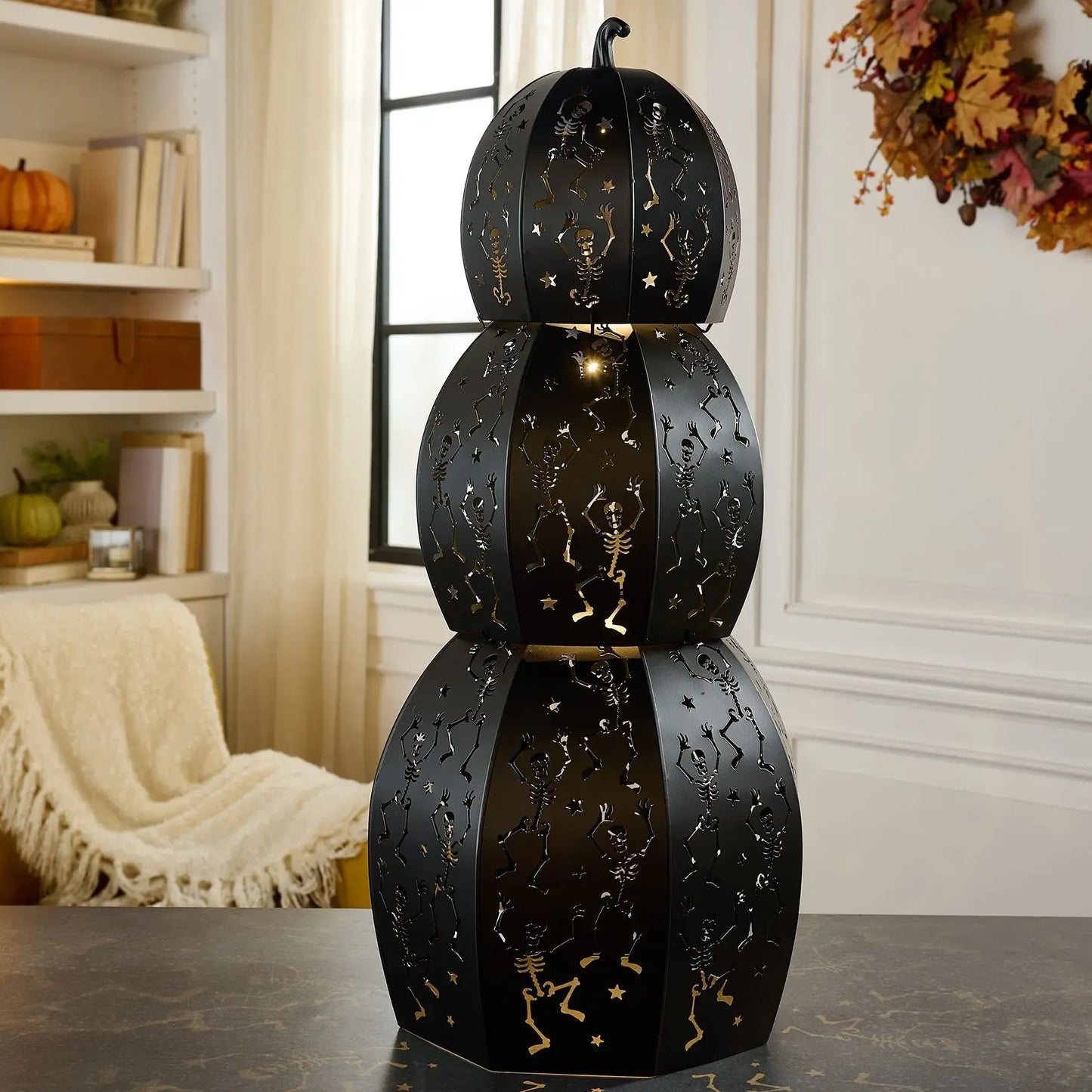 ✨ Stackable LED Pumpkin Lanterns with Skull & Skeleton Shadows