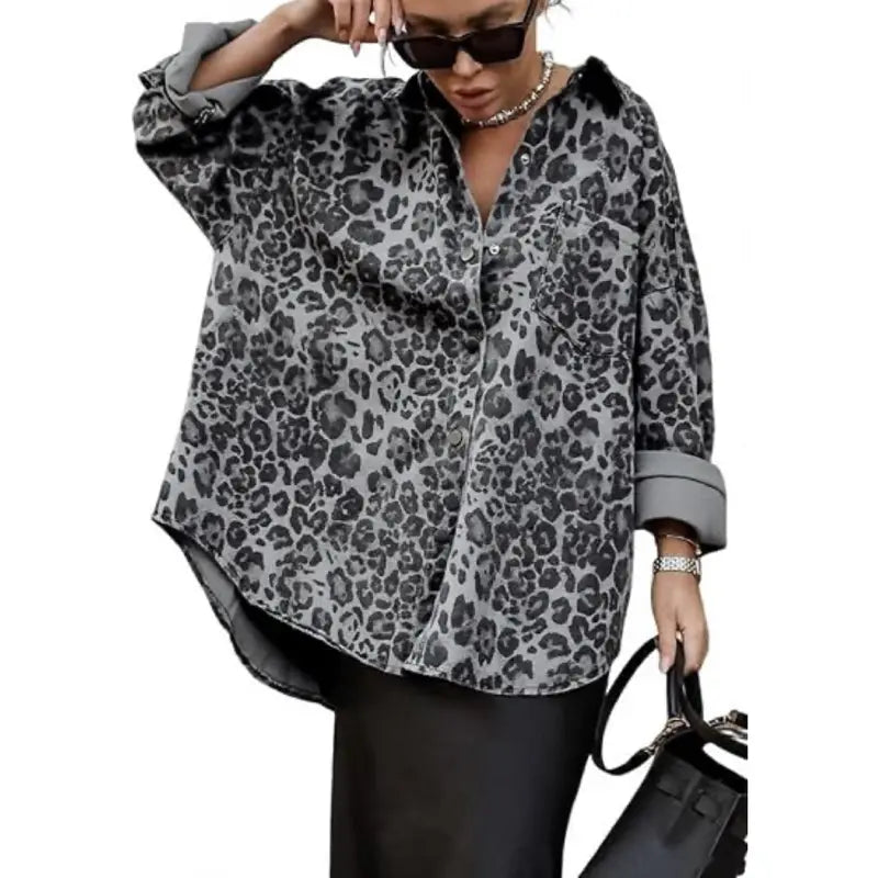 Women's Leopard Print Shacket with Relaxed Button-Down Fit