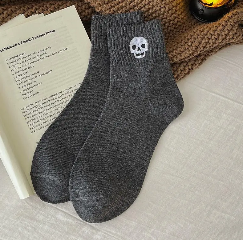 Spooky & Cute Halloween Socks for Women – 5-Pair Cozy Crew Sock Set