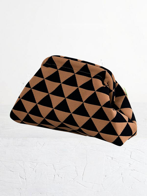 Retro Kisslock Knit Clutch Bag – Roomy, Soft & Stylish
