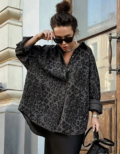 Women's Leopard Print Shacket with Relaxed Button-Down Fit