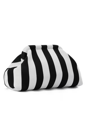 Retro Kisslock Knit Clutch Bag – Roomy, Soft & Stylish