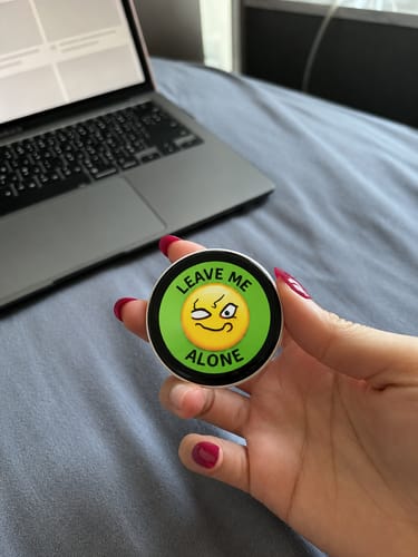 AI social battery badge