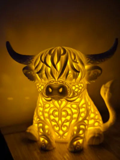 Rechargeable Highland Cow Night Light – Magical 3D Glow Lamp